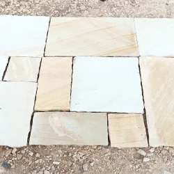 Desert-Mint-Sandstone-Roman-Pattern-Natural-Top-Calibrated-Bottom