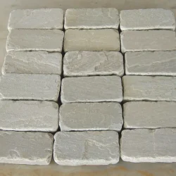 Kandla-Grey-Sandstone-Natural-Cobbles