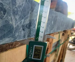 Spider-Green-Marble-8cm-Thickness-Inspection